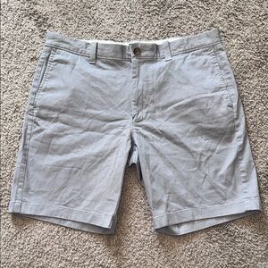 J. Crew Men’s Gray Flat Front Shorts